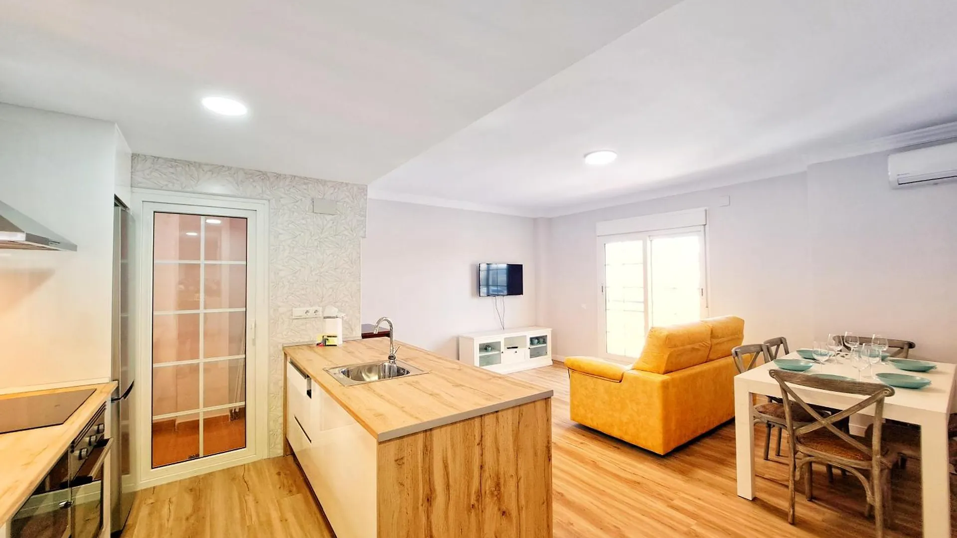 Apartamento Residencial El Faro III Playa Punta del Moral Isla Canela España